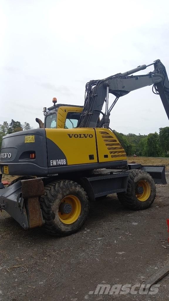 Volvo EW 140 B Excavadoras de ruedas