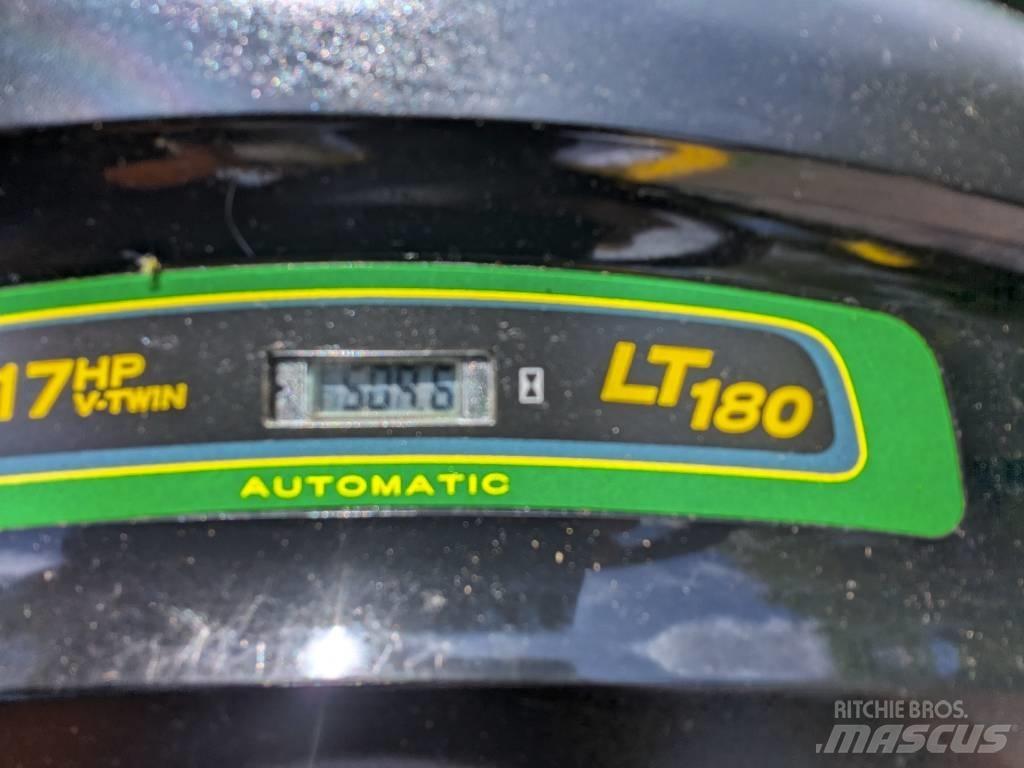 John Deere LT 180 Tractores corta-césped