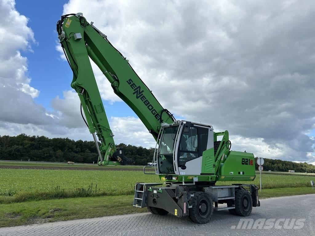 Sennebogen 821MET5 Excavadoras de manutención