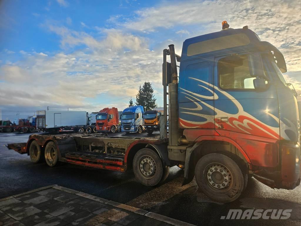 Volvo FH12 8x4 Camiones de transporte de maquinaria forestal