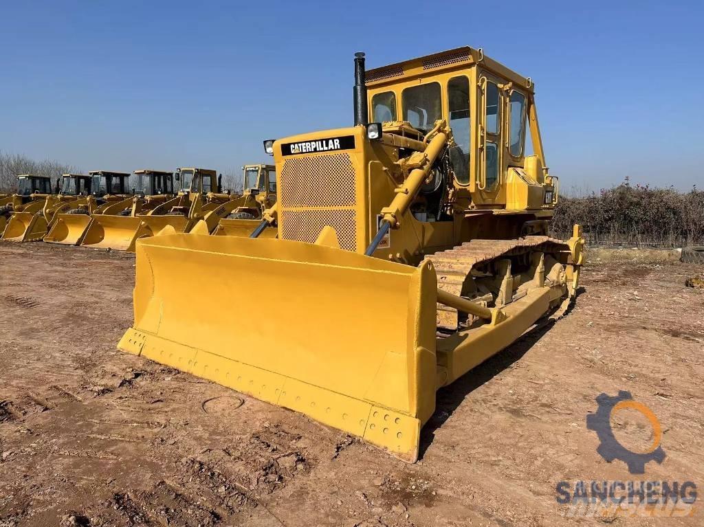 CAT D 8 K Buldozer sobre oruga
