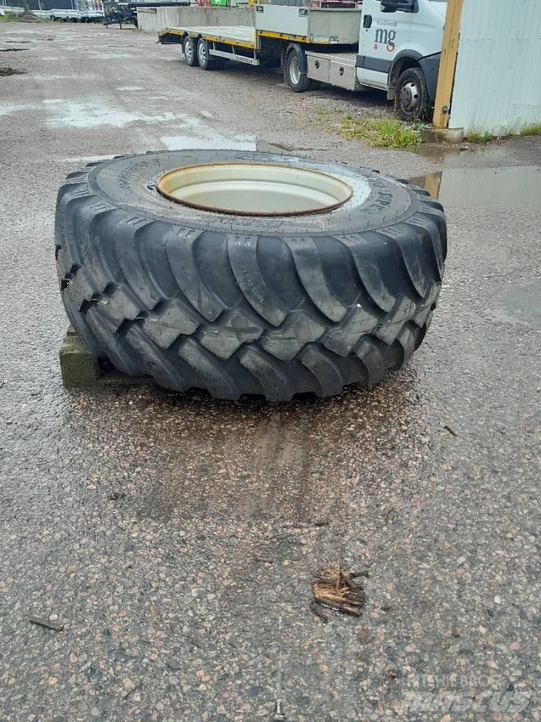 BKT 650/60R30,5 Hjul Neumáticos, ruedas y llantas