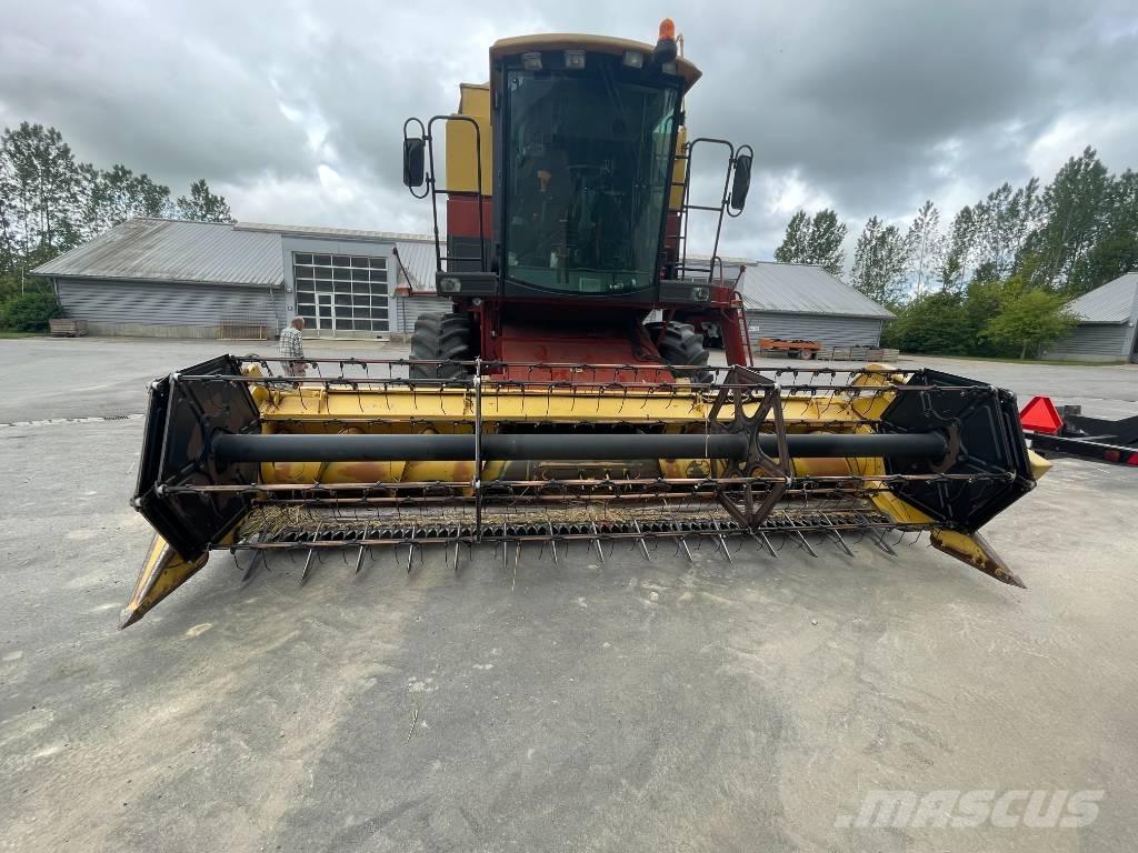 New Holland L520 Cosechadoras combinadas