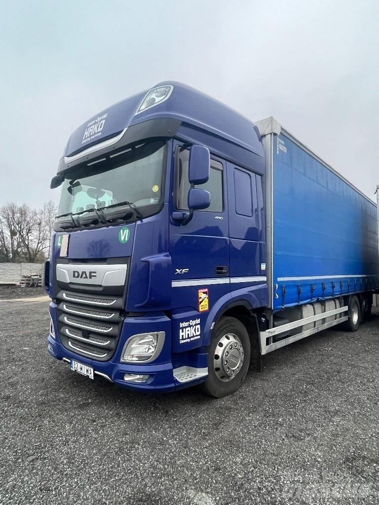 DAF Xf 106 FAR Camión con caja abierta