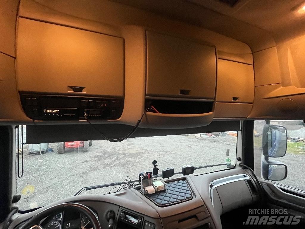 DAF Xf 106 FAR Camión con caja abierta