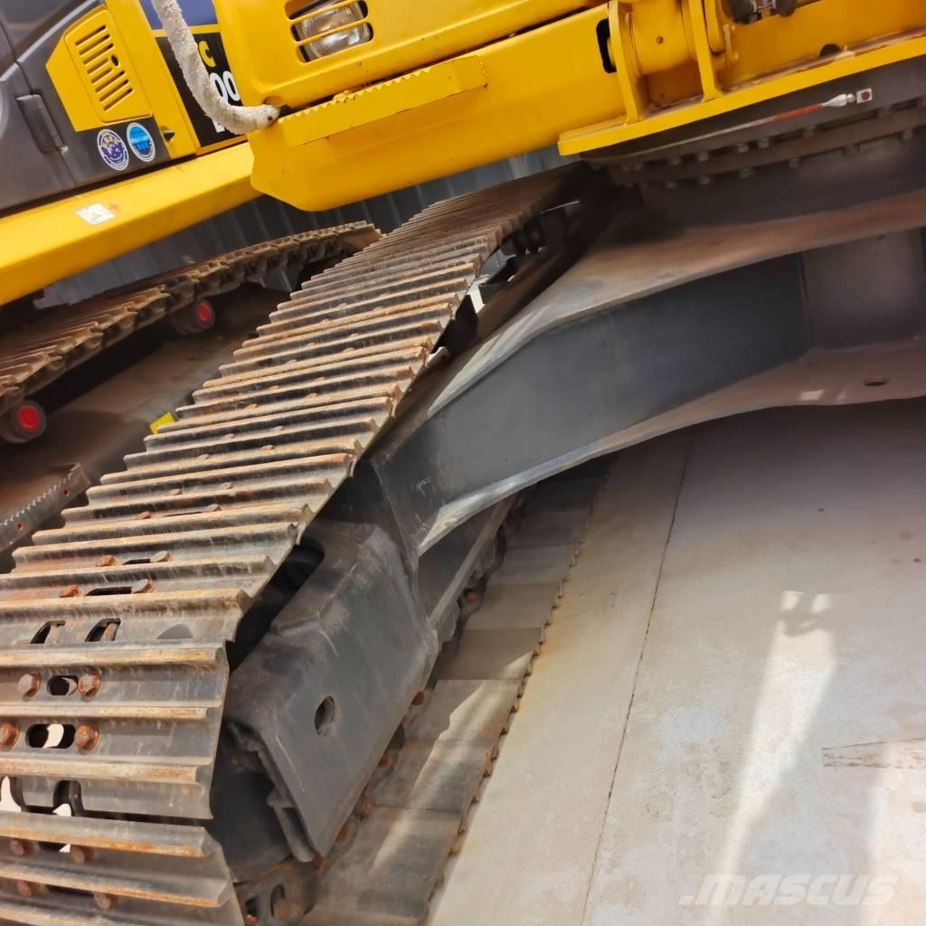 Komatsu 200 LC Excavadoras de cadenas