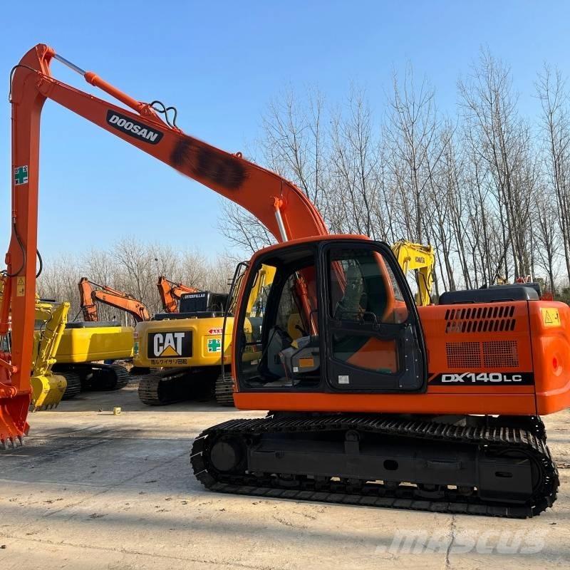 Doosan DX 140 Excavadoras 7t - 12t