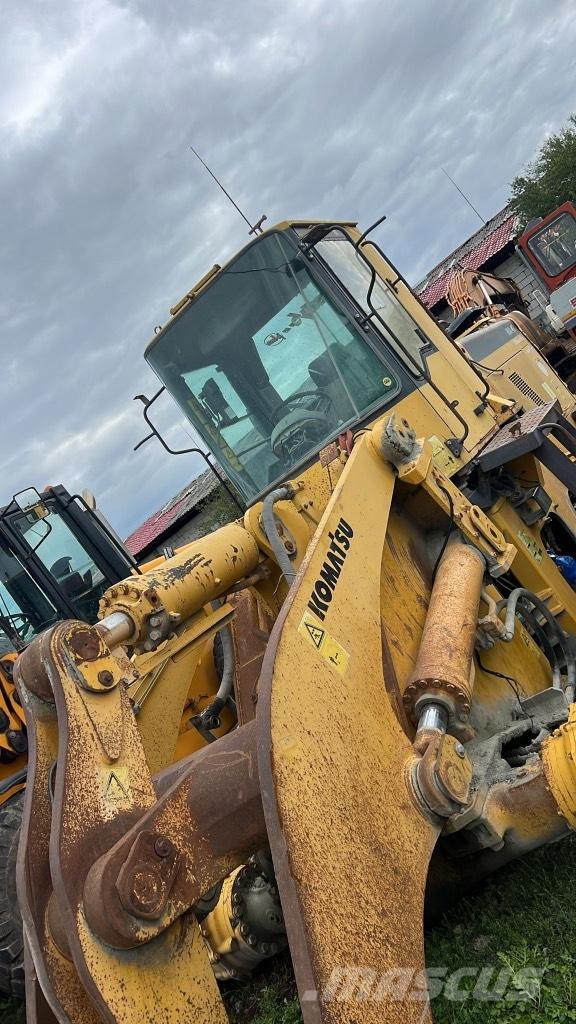 Komatsu WA 470-3H Motores