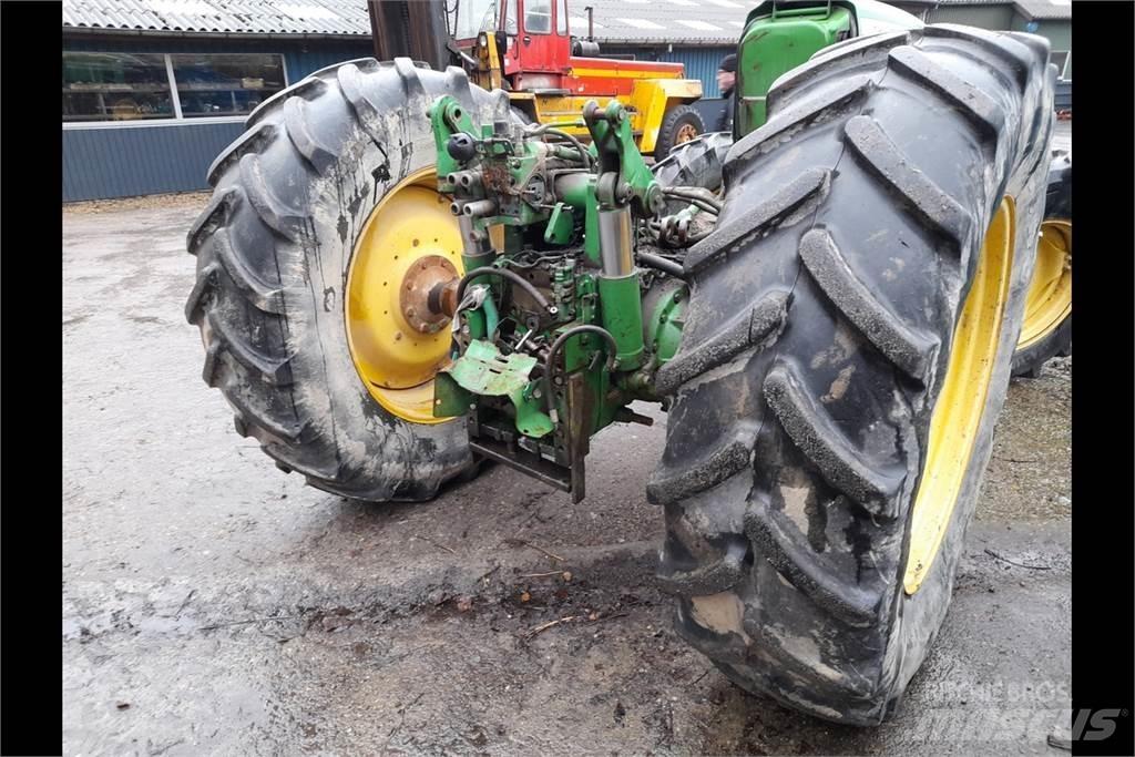 John Deere 6620 Tractores