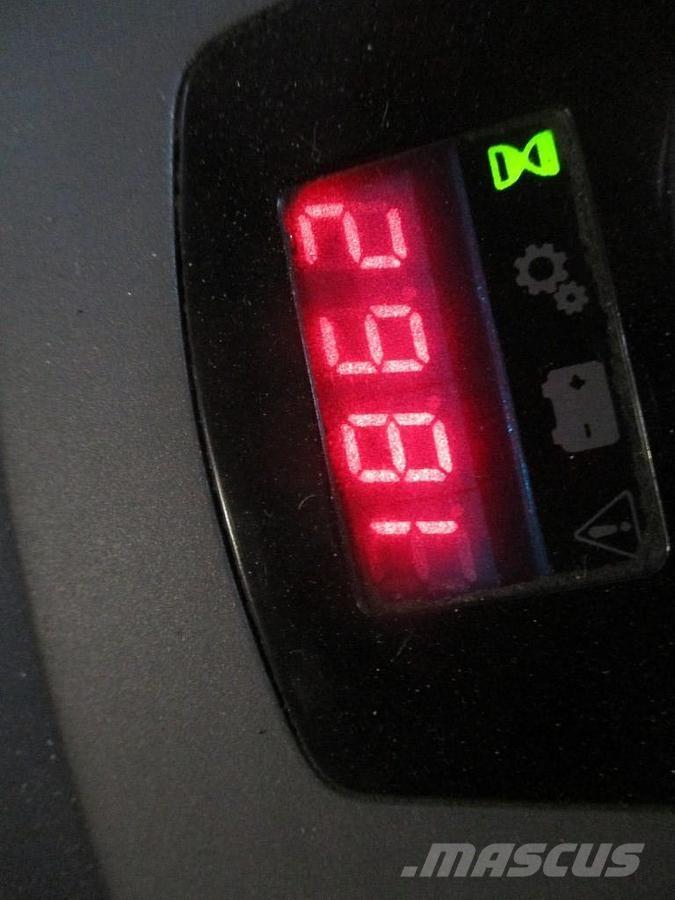 BT LPE 200 Transpaletas Eléctricas con plataforma