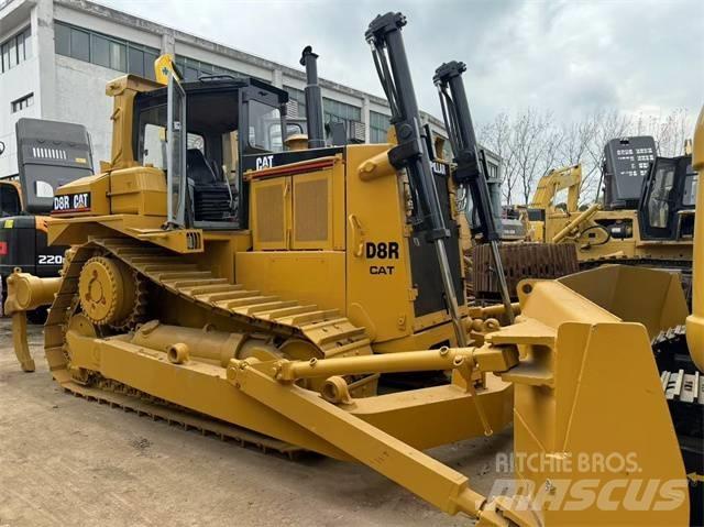 CAT D 8 R Buldozer sobre oruga