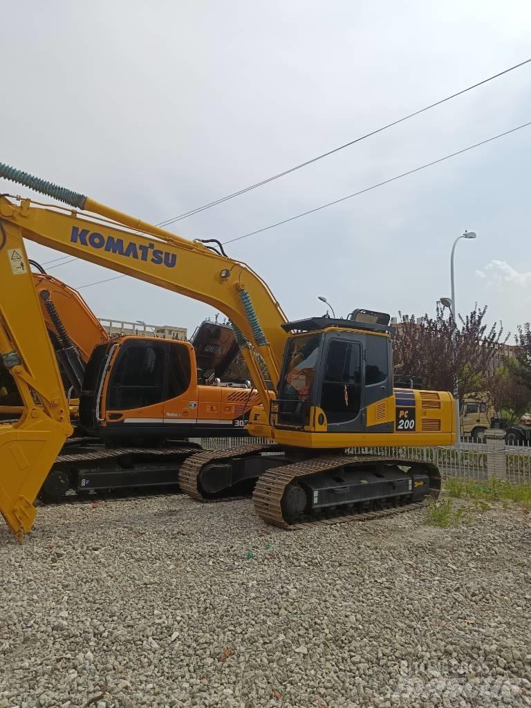 Komatsu PC 200 Excavadoras de cadenas