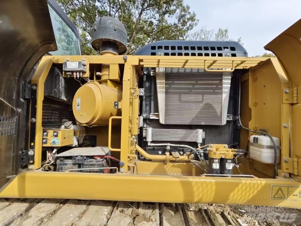 CAT 320 D2 Excavadoras de cadenas