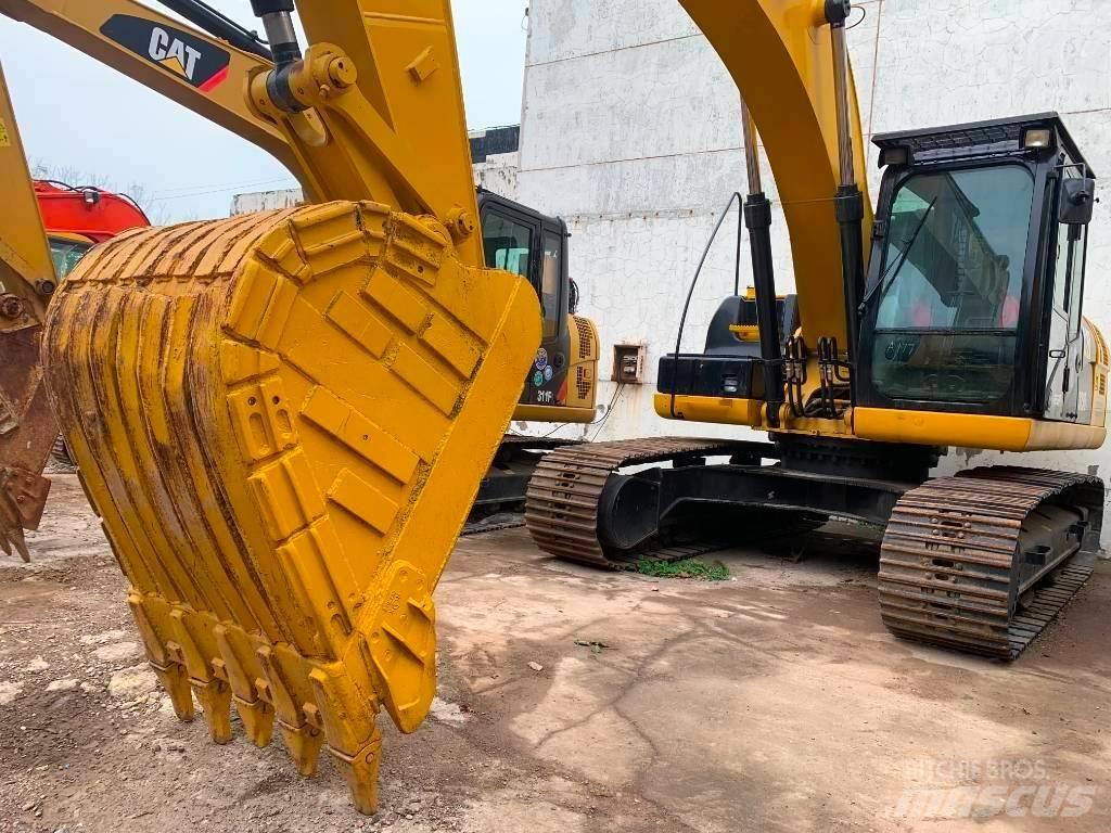 CAT 323 D L Excavadoras de cadenas