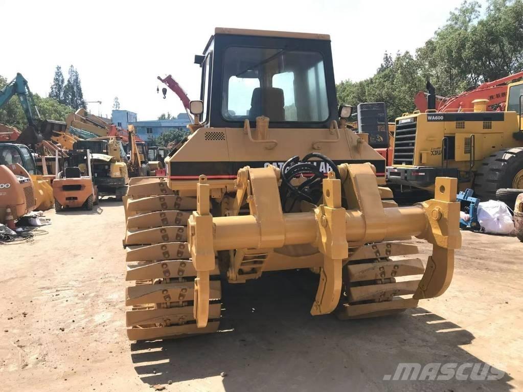 CAT D 6 G Buldozer sobre oruga