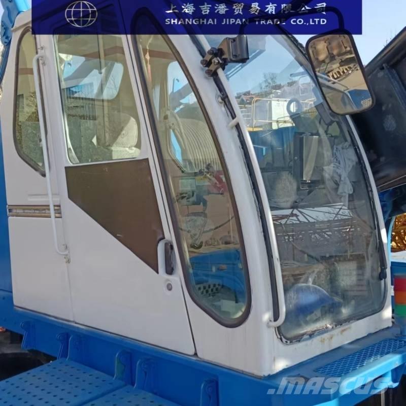 Hitachi SCX2500 Grúas de oruga