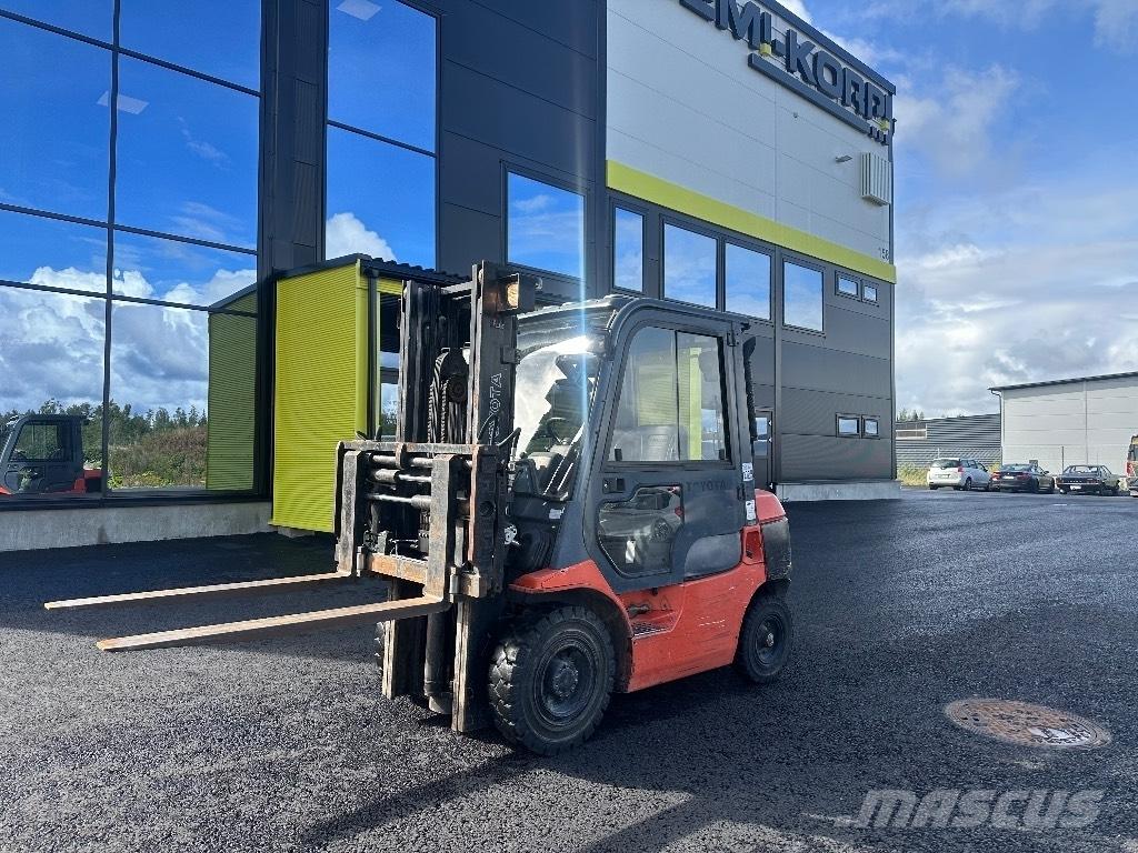 Toyota 02-7 FDF 25 Carretillas diesel