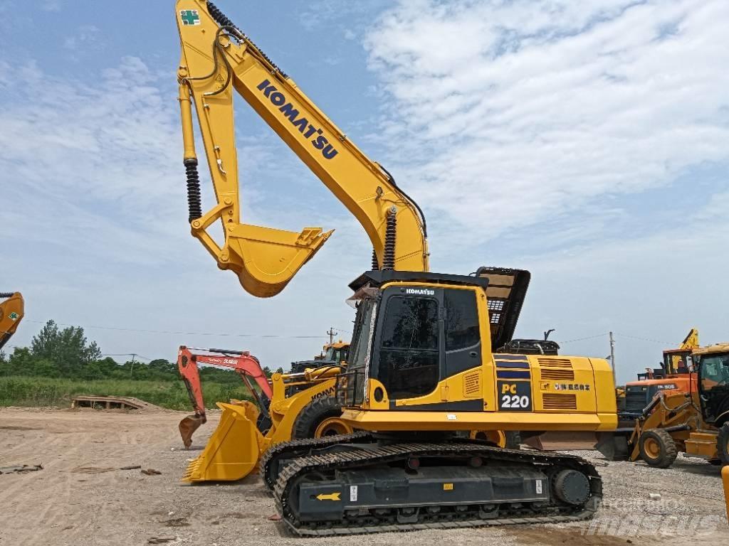 Komatsu PC 220-8 Excavadoras de cadenas