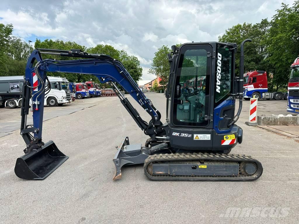 Doosan DX 35 Z Mini excavadoras < 7t