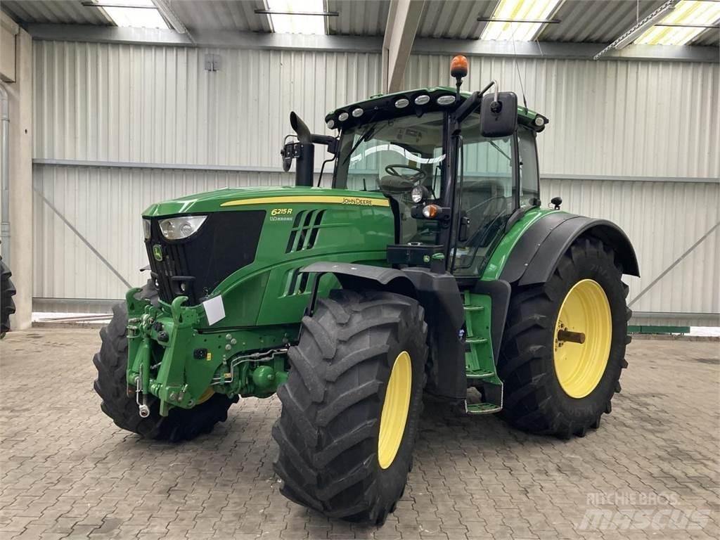 John Deere 6215R Tractores