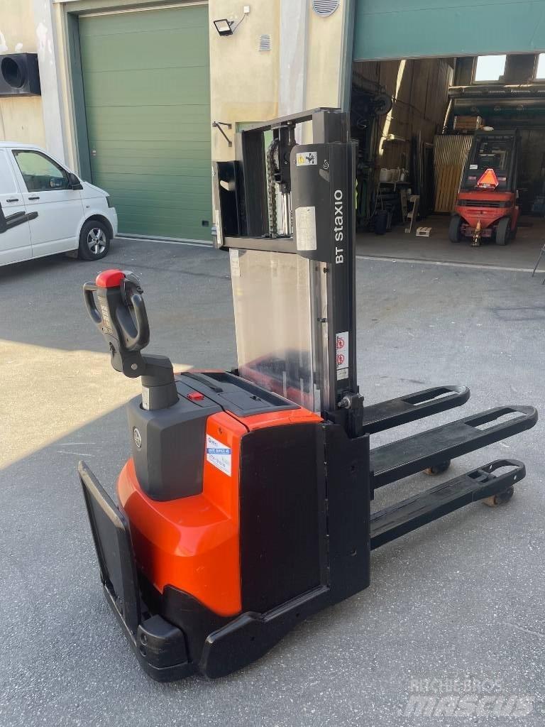 BT SWE200D Apiladores eléctricos