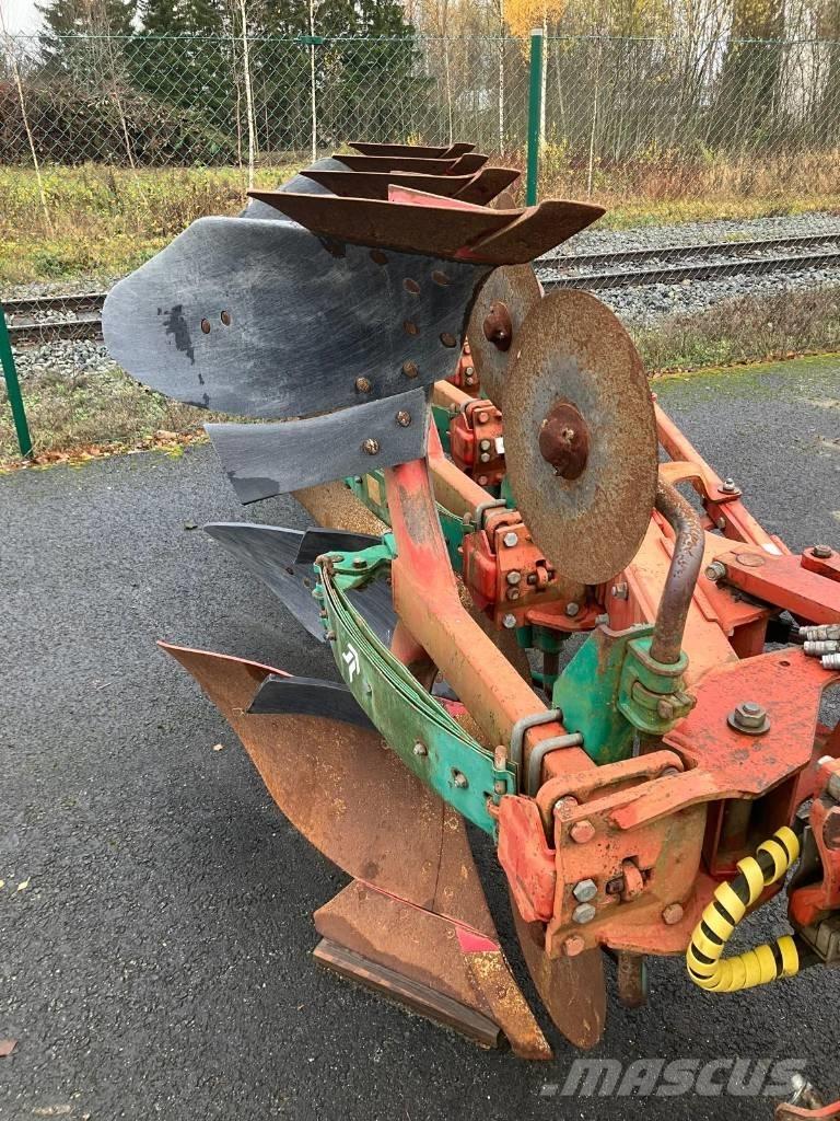 Kverneland ES85-160 Arados reversibles suspendidos