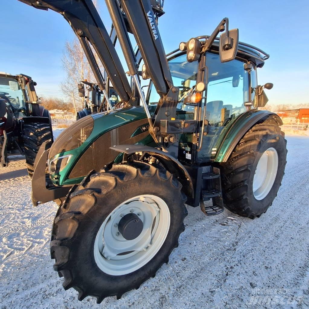 Valtra A114 MH4+L Tractores