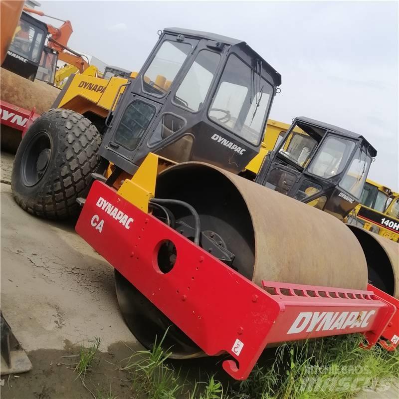 Dynapac CA 301 D Rodillos de un solo tambor