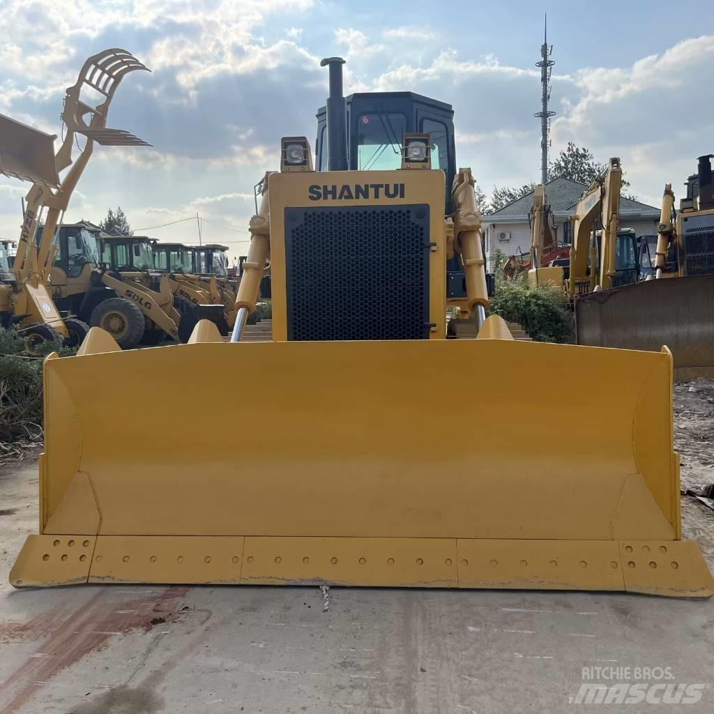 Shantui SD 22 Buldozer sobre oruga