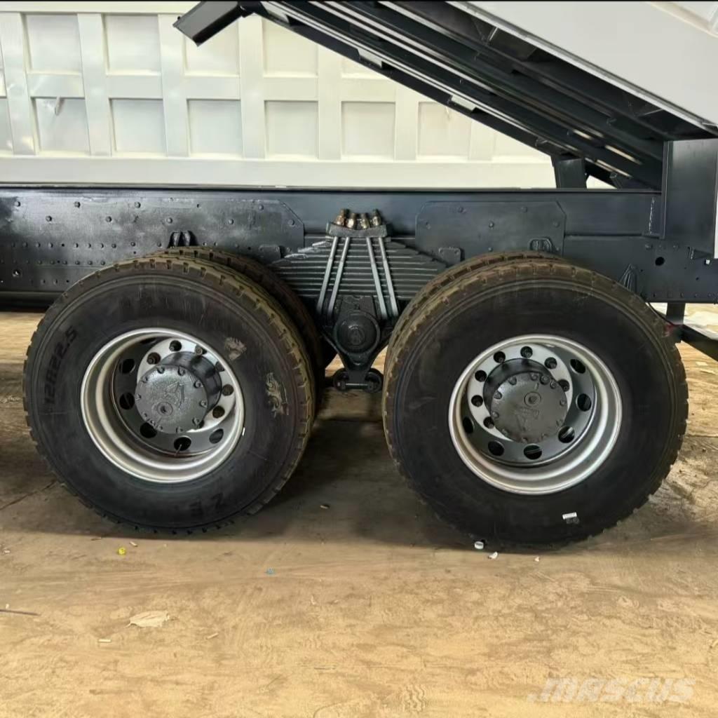 Howo 371 8x4 Camiones bañeras basculantes o volquetes