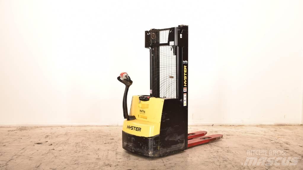 Hyster S 1.6 Apiladores eléctricos