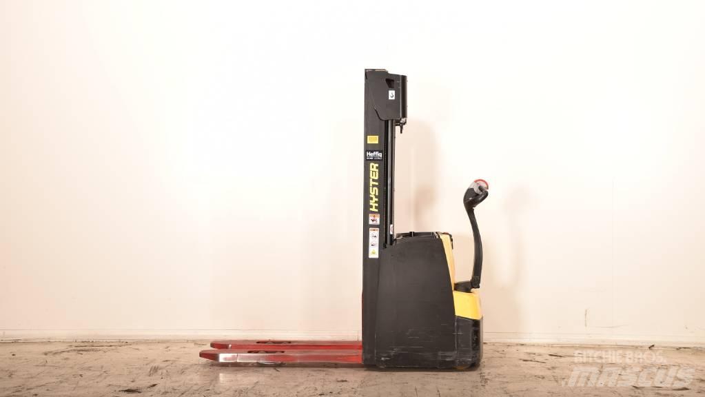 Hyster S 1.6 Apiladores eléctricos