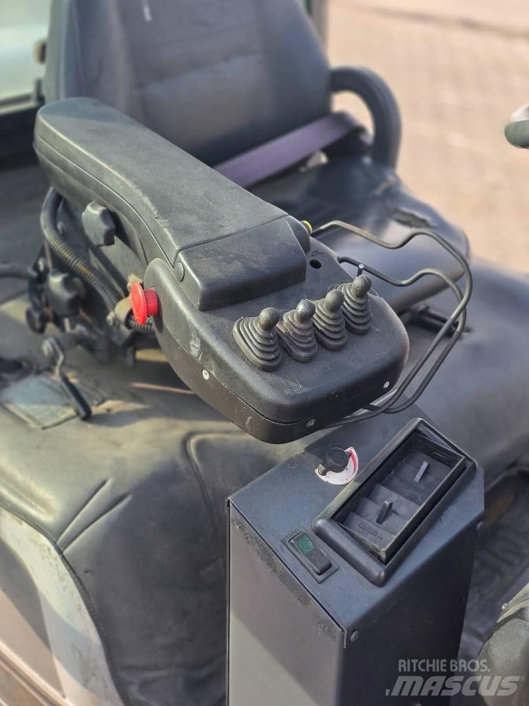 Nissan FGD02 A 32 Q Carretillas LPG