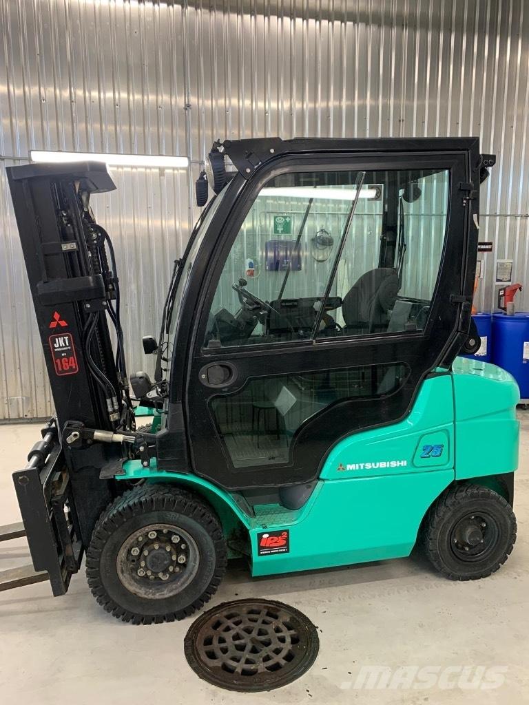 Mitsubishi FD 25 N2 Carretillas diesel