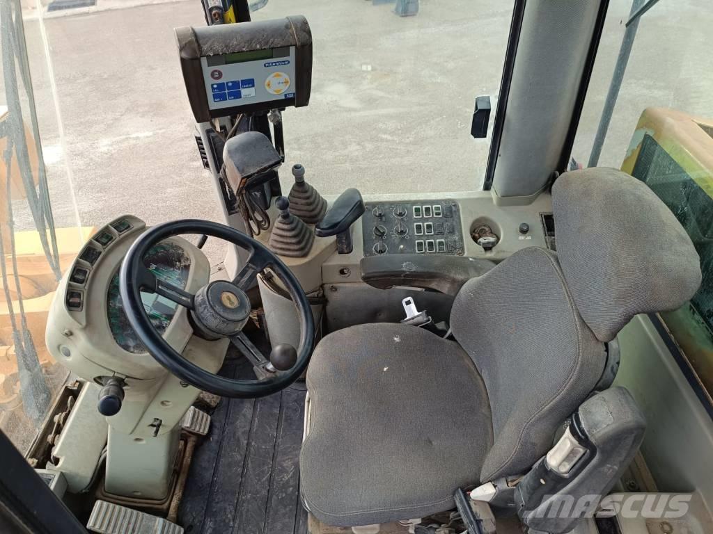 CASE 821C Cargadoras sobre ruedas