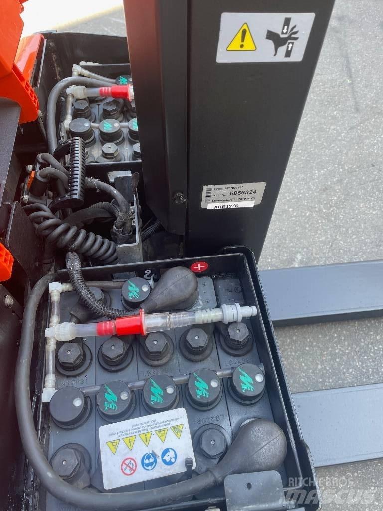 BT SWE080L Apiladores eléctricos