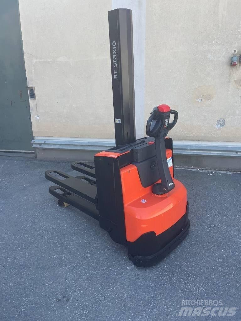 BT SWE080L Apiladores eléctricos