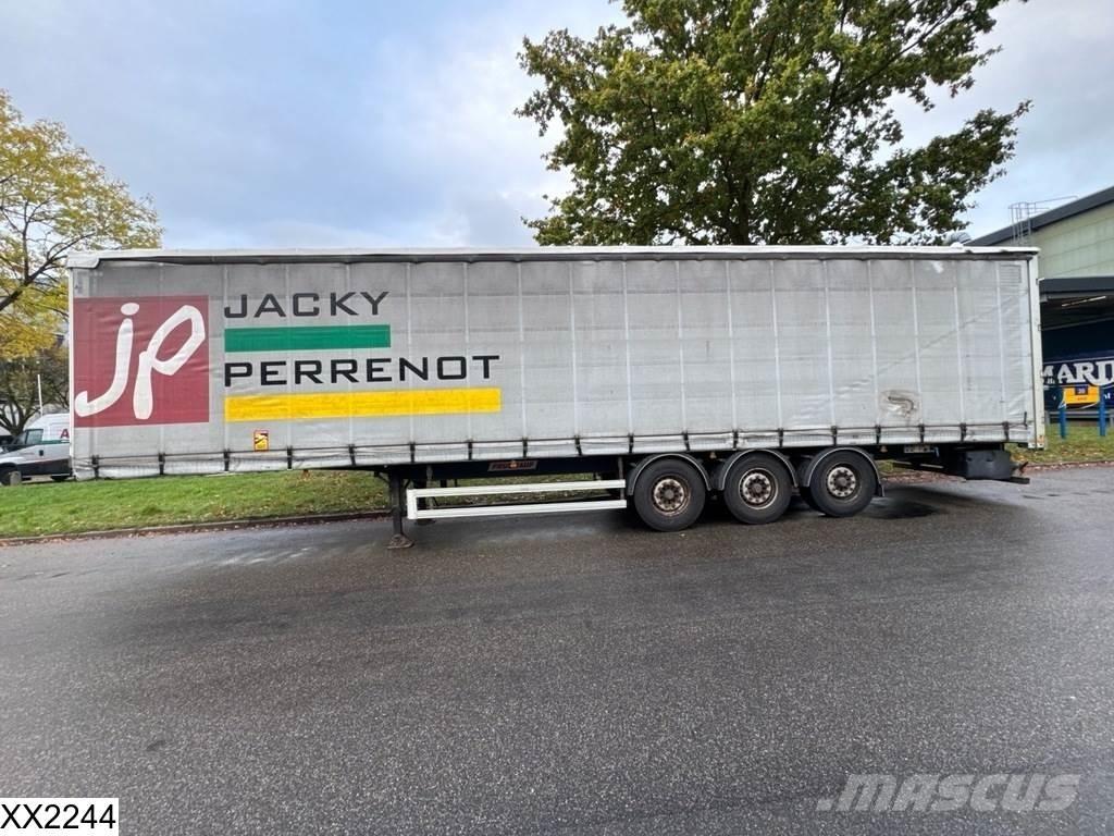 Fruehauf Tautliner Semirremolques con caja de lona