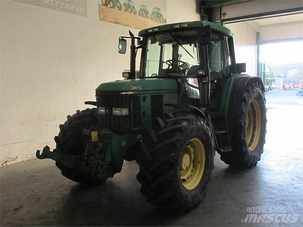 John Deere 6310 Tractores