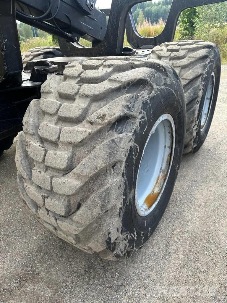 Komatsu 875 Autocargadoras