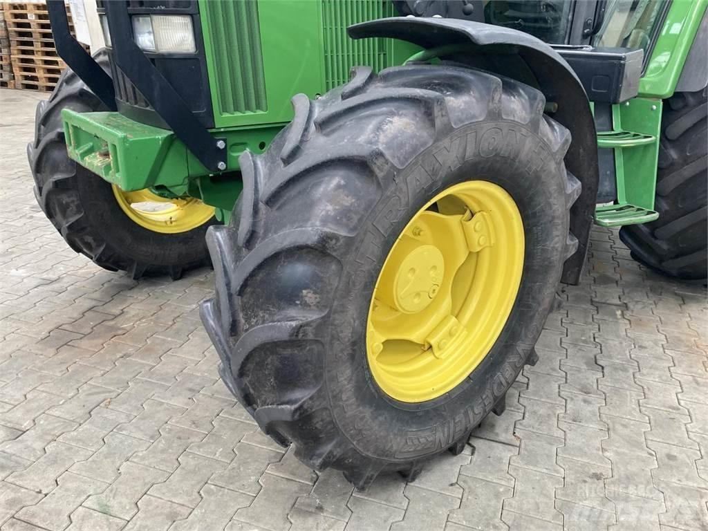 John Deere 6300 Tractores