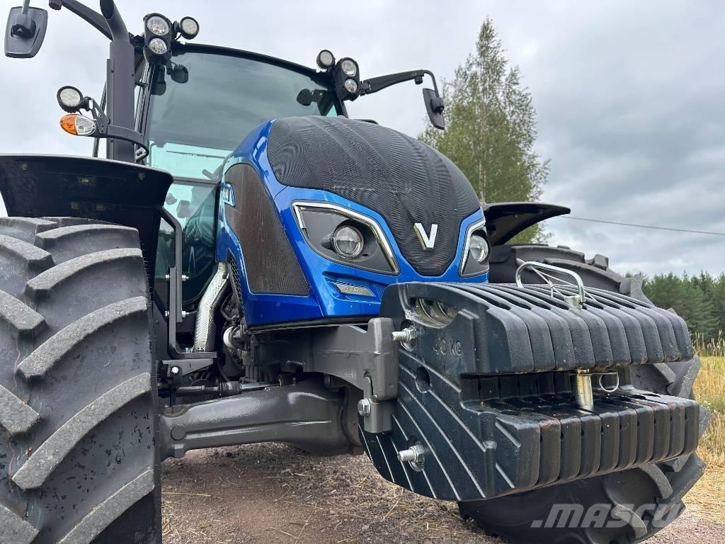 Valtra A 114 Tractores