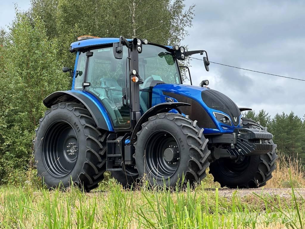 Valtra A 114 Tractores