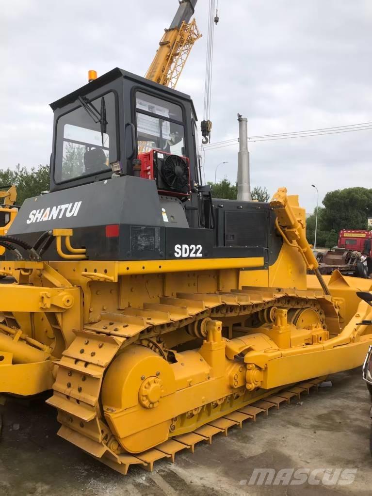 Shantui SD 22 Buldozer sobre oruga