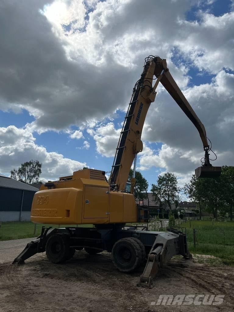Liebherr 934 Excavadoras de manutención