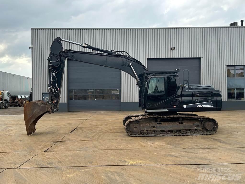 Doosan DX225LC-5 Excavadoras de cadenas