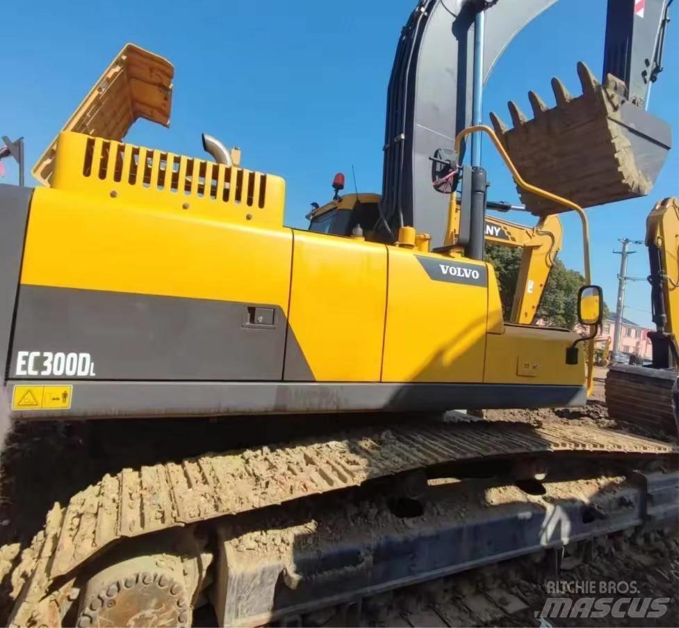 Volvo EC 300 D L Excavadoras de cadenas