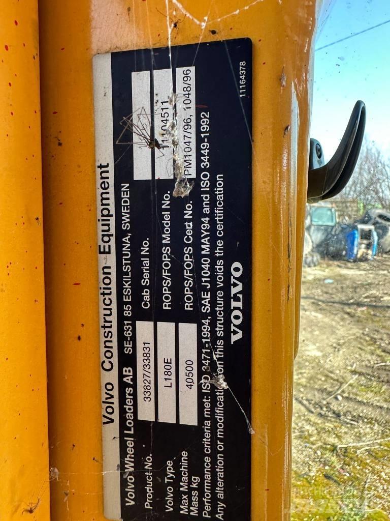 Volvo L 180 E CABIN Cabinas e interior