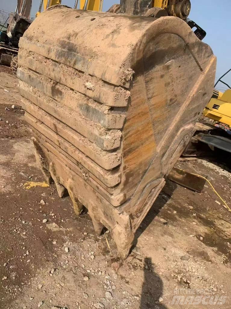 Komatsu PC 450-8 Excavadoras de cadenas
