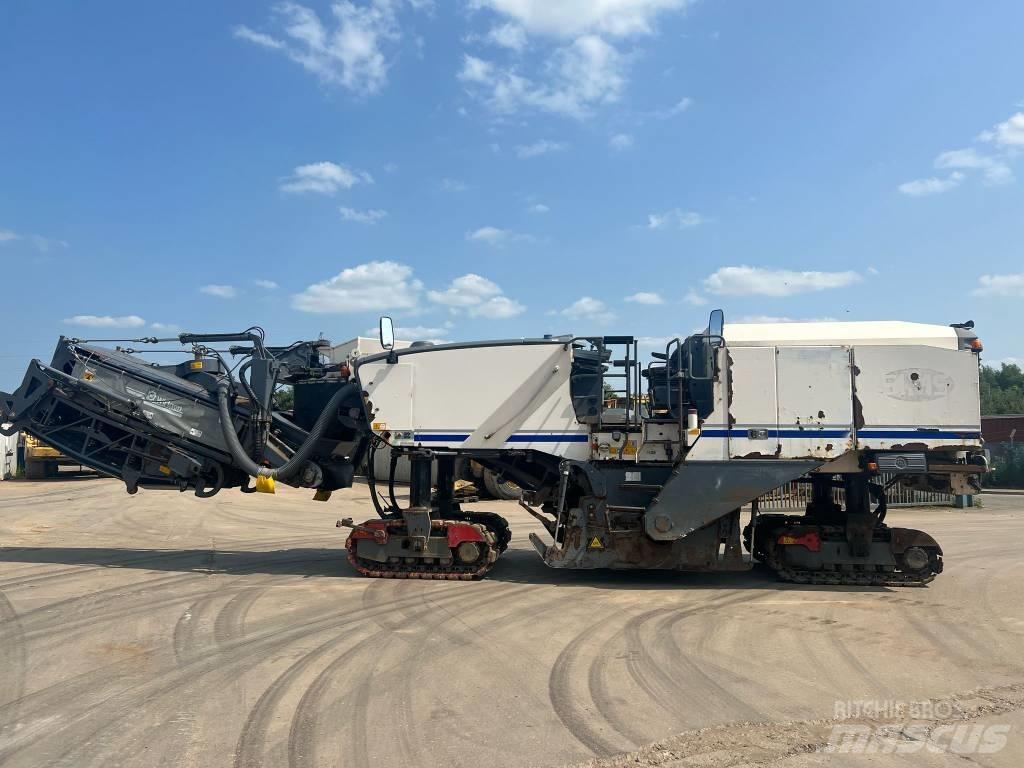 Wirtgen W 220 Máquinas moledoras de asfalto en frío